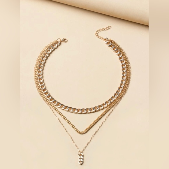 ✨Chain Charm Layered Necklace (Boutique) - Picture 7 of 9